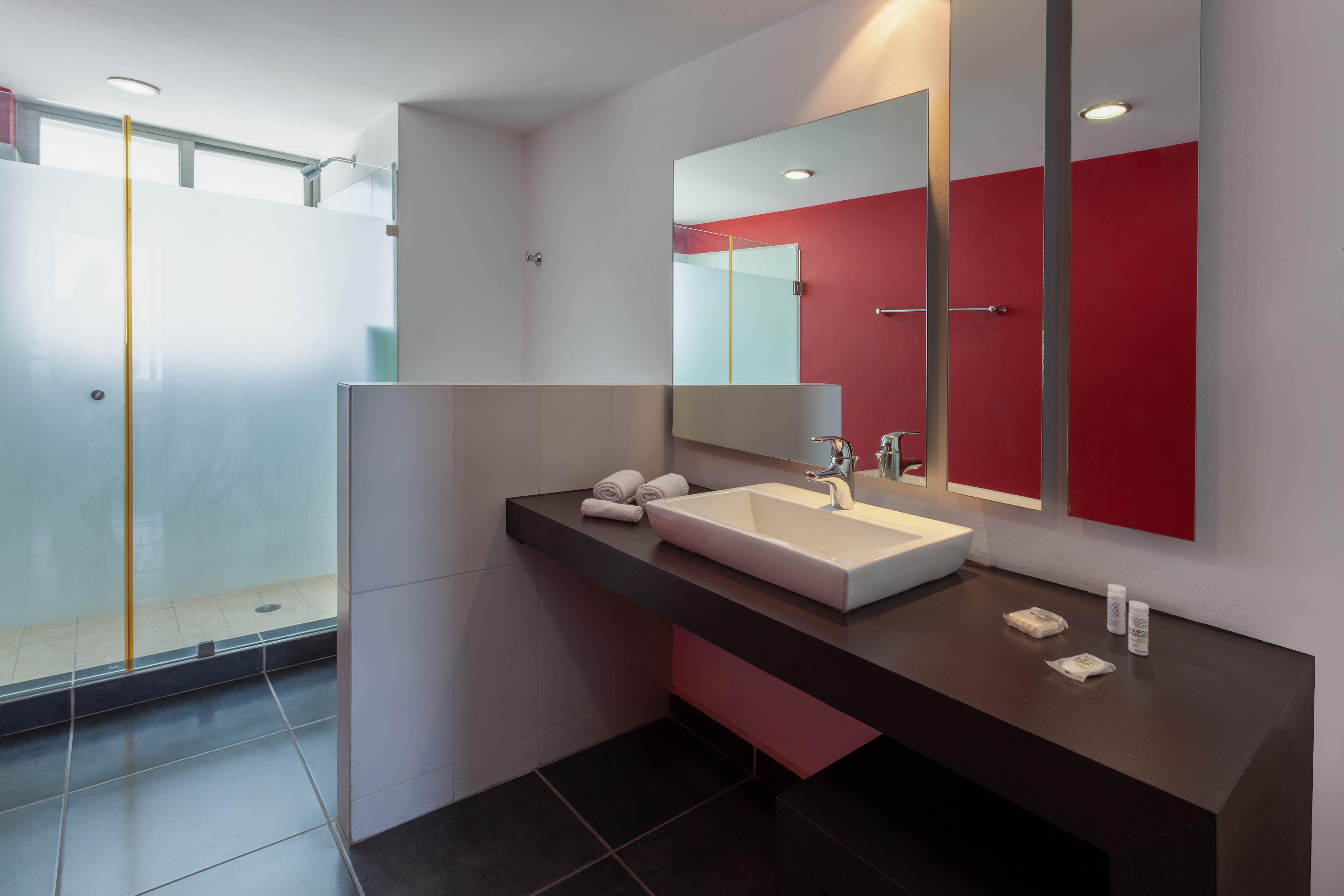 Ramada By Wyndham Acapulco Hotel & Suites Εξωτερικό φωτογραφία